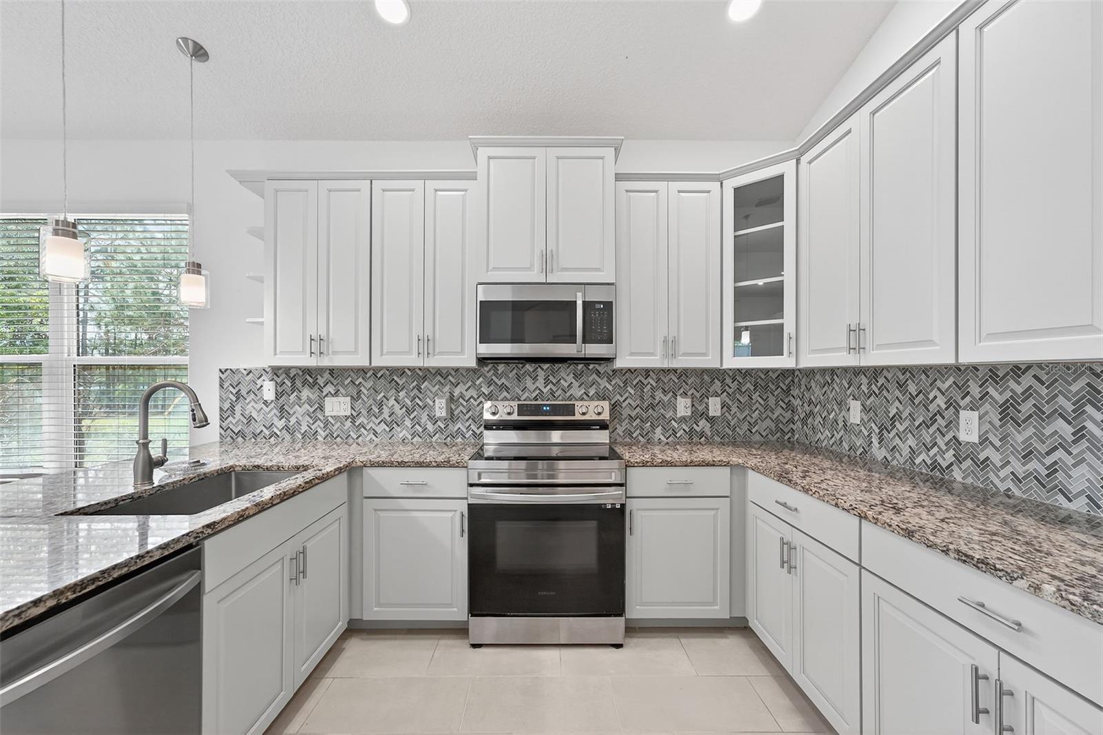 Image 9 of 37 For 3043 Lake Jean Drive