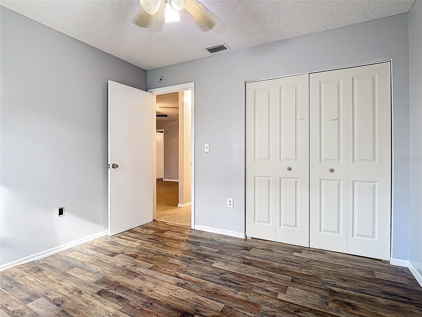 Image 13 of 23 For 571 Hunter Circle