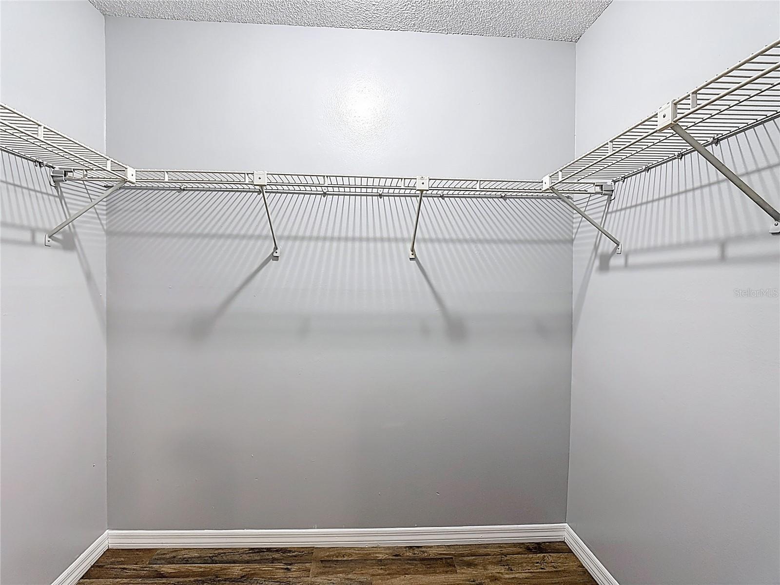 Image 20 of 23 For 571 Hunter Circle