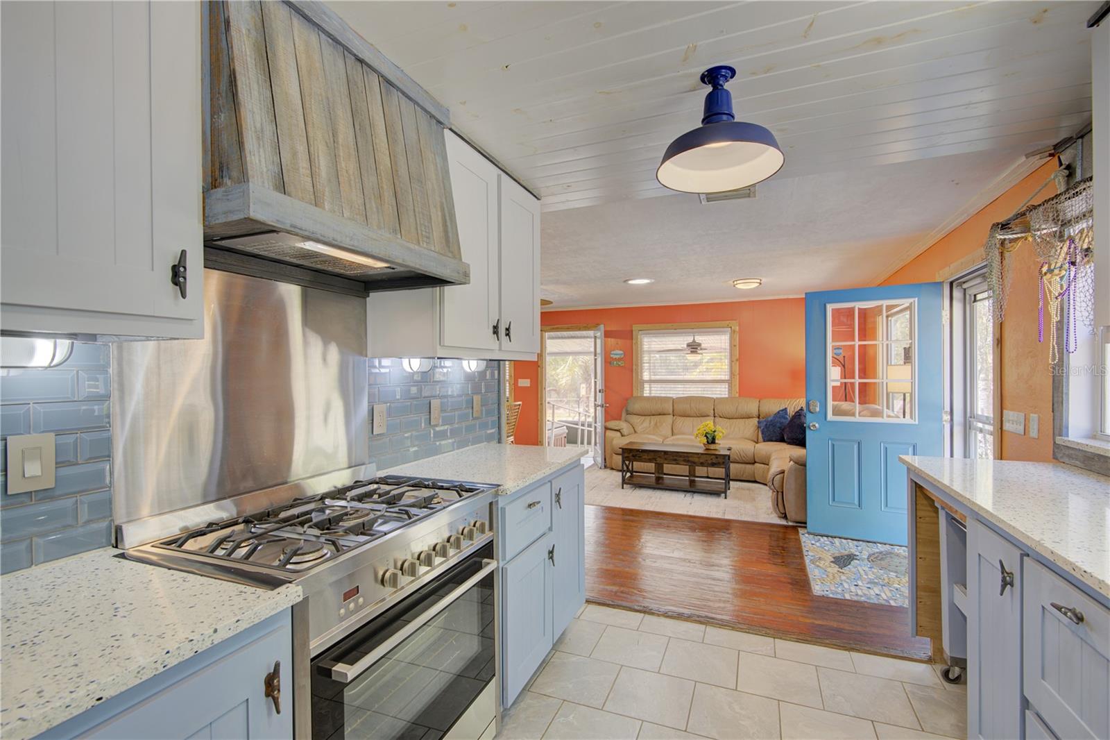 Image 16 of 54 For 290 Mitnik Drive