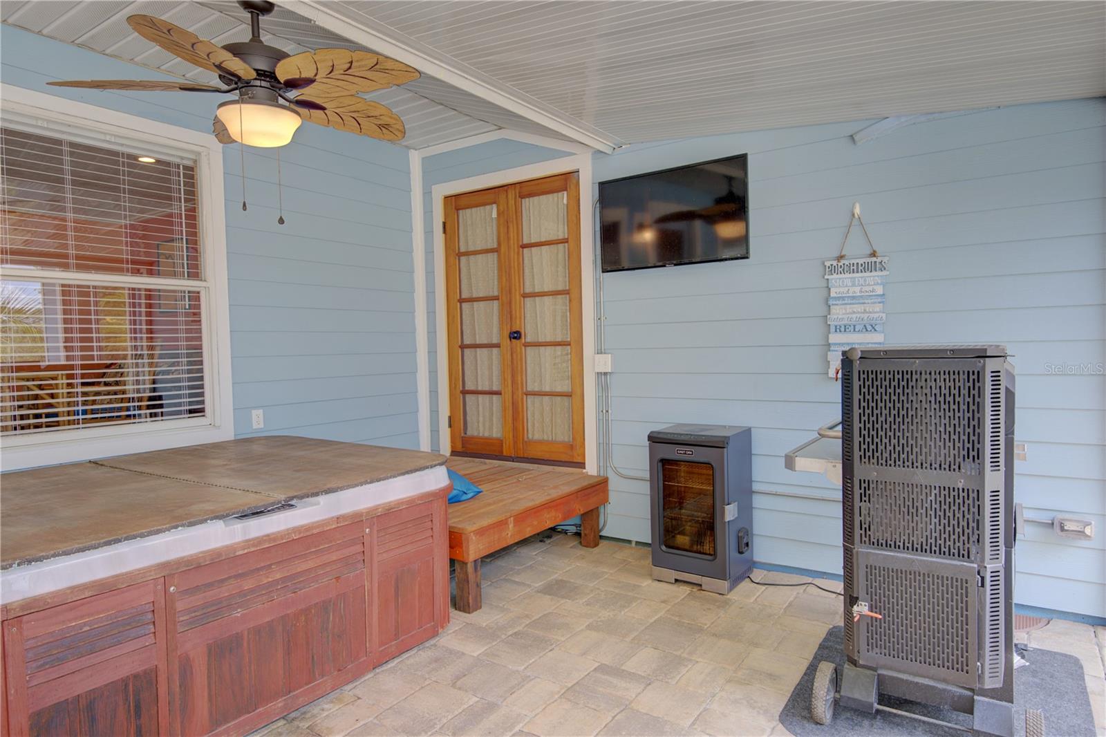 Image 35 of 54 For 290 Mitnik Drive