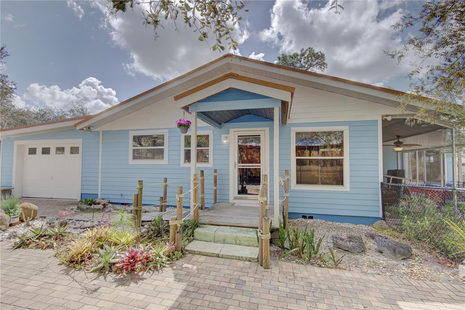 Image 4 of 54 For 290 Mitnik Drive