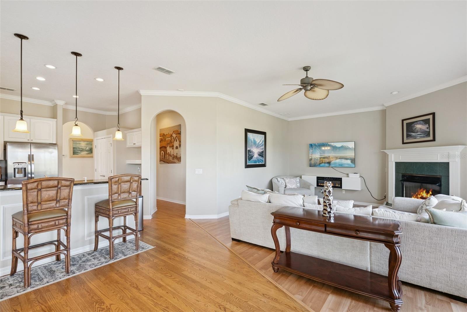 Image 20 of 62 For 407 Majestic Oak Drive