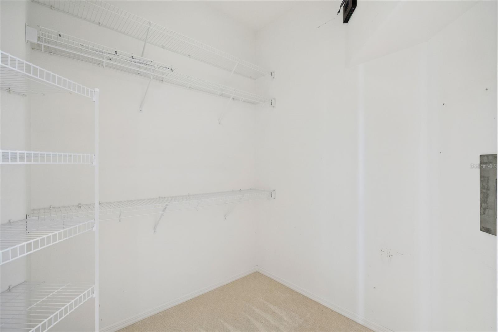 Image 23 of 62 For 407 Majestic Oak Drive