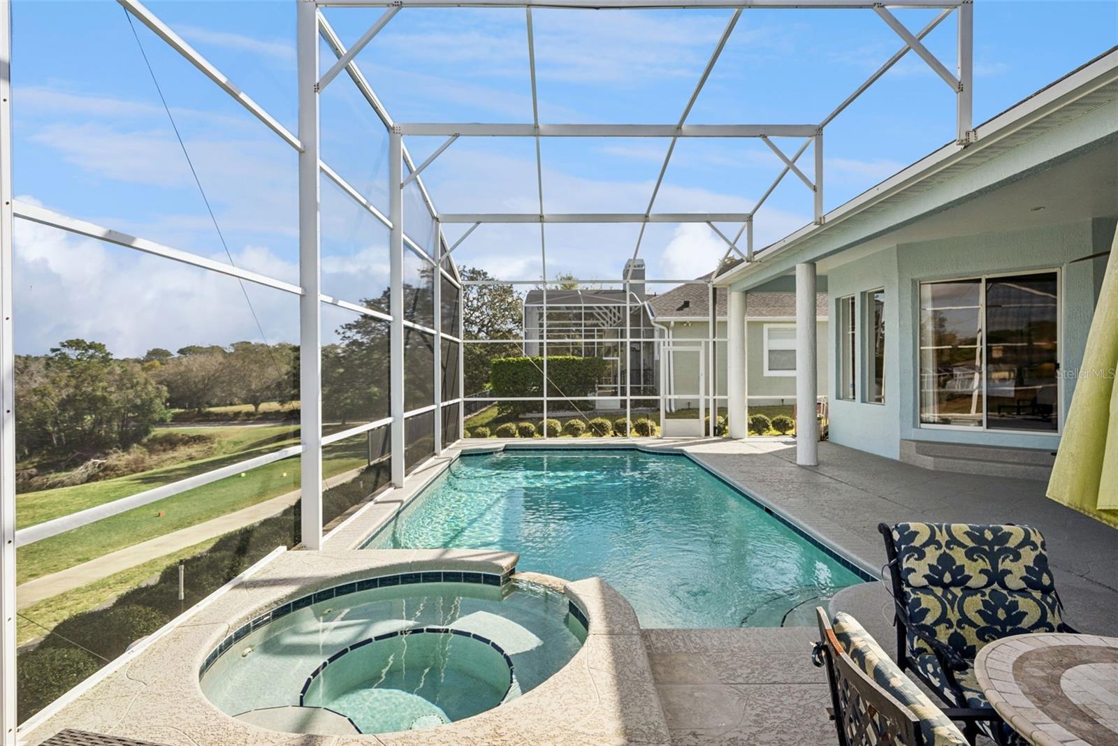 Image 42 of 62 For 407 Majestic Oak Drive