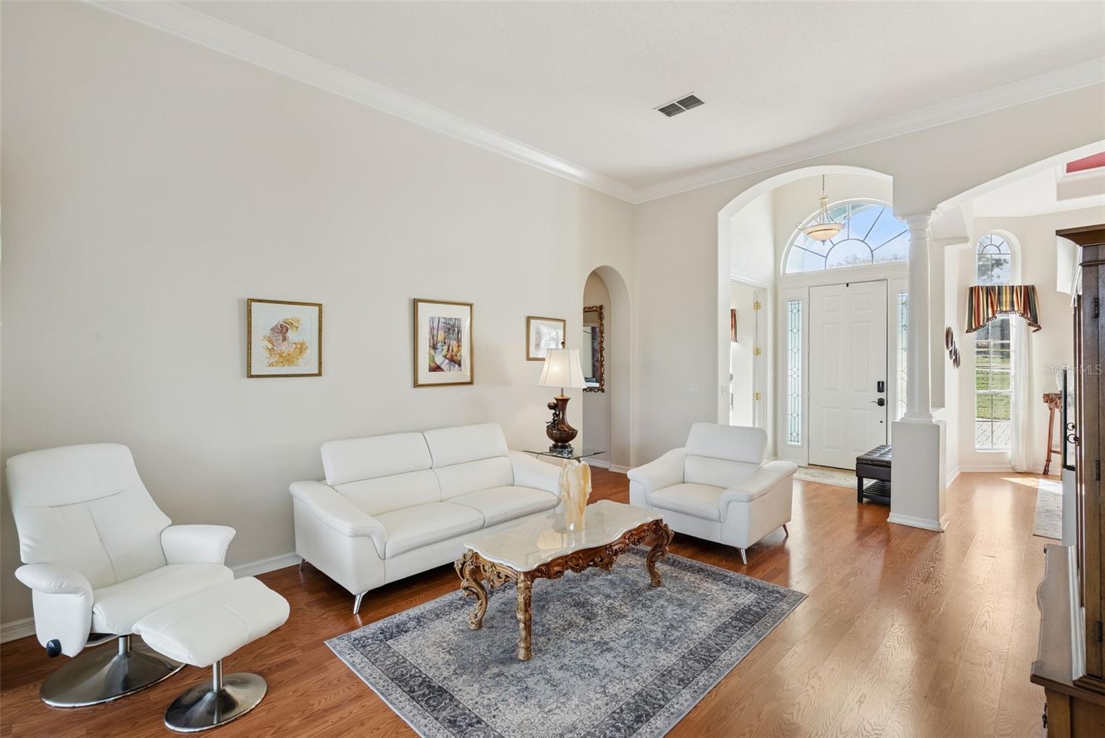 Image 6 of 62 For 407 Majestic Oak Drive