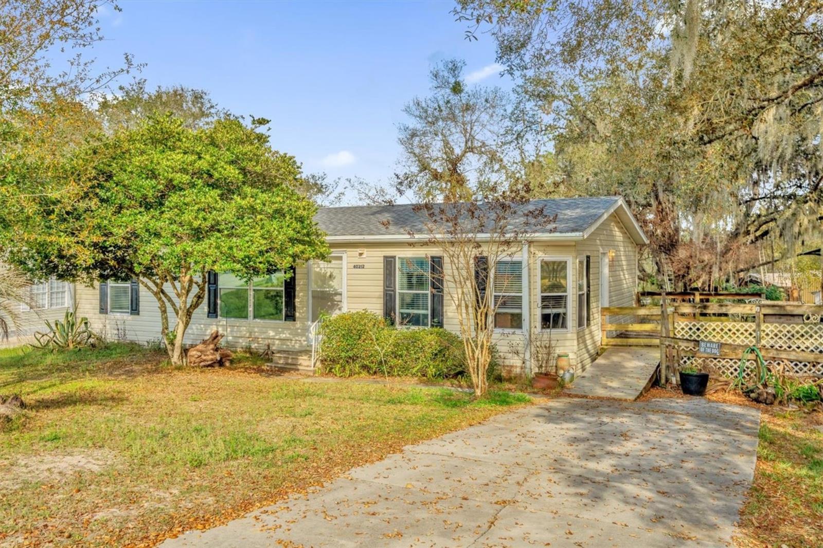 Details for 40212 Grays Airport Road, LADY LAKE, FL 32159