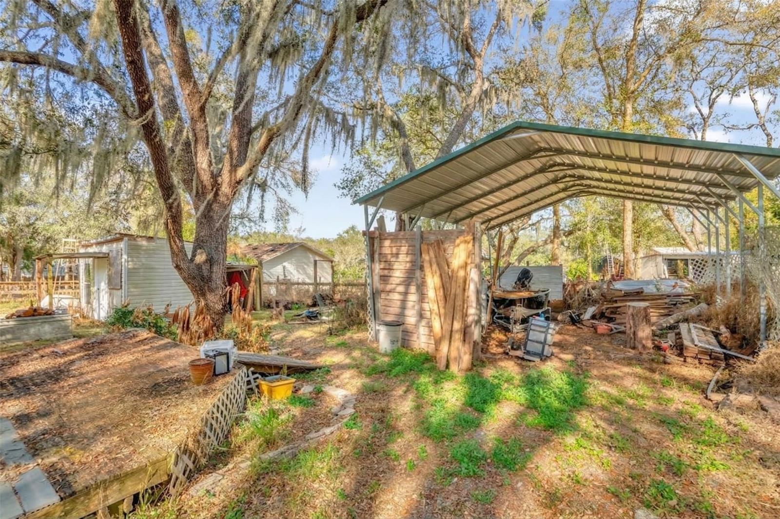 Image 16 of 20 For 40212 Grays Airport Road