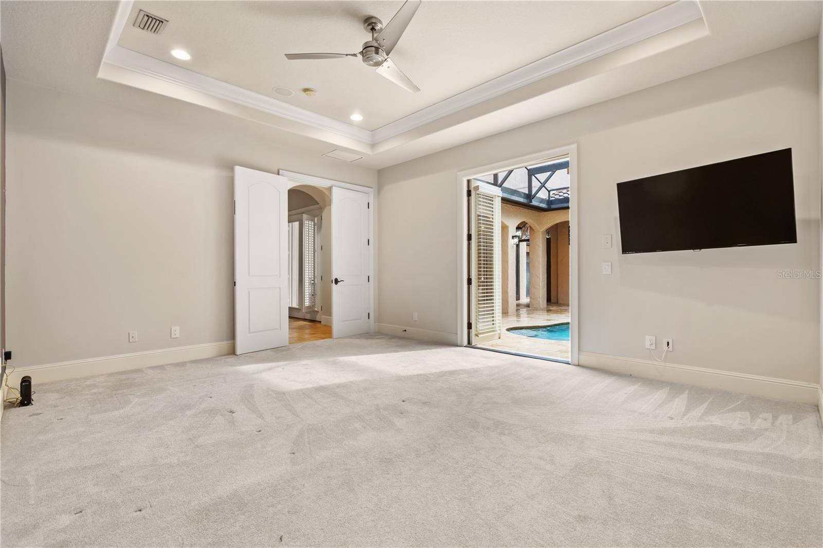 Image 24 of 47 For 9841 Covent Garden Drive