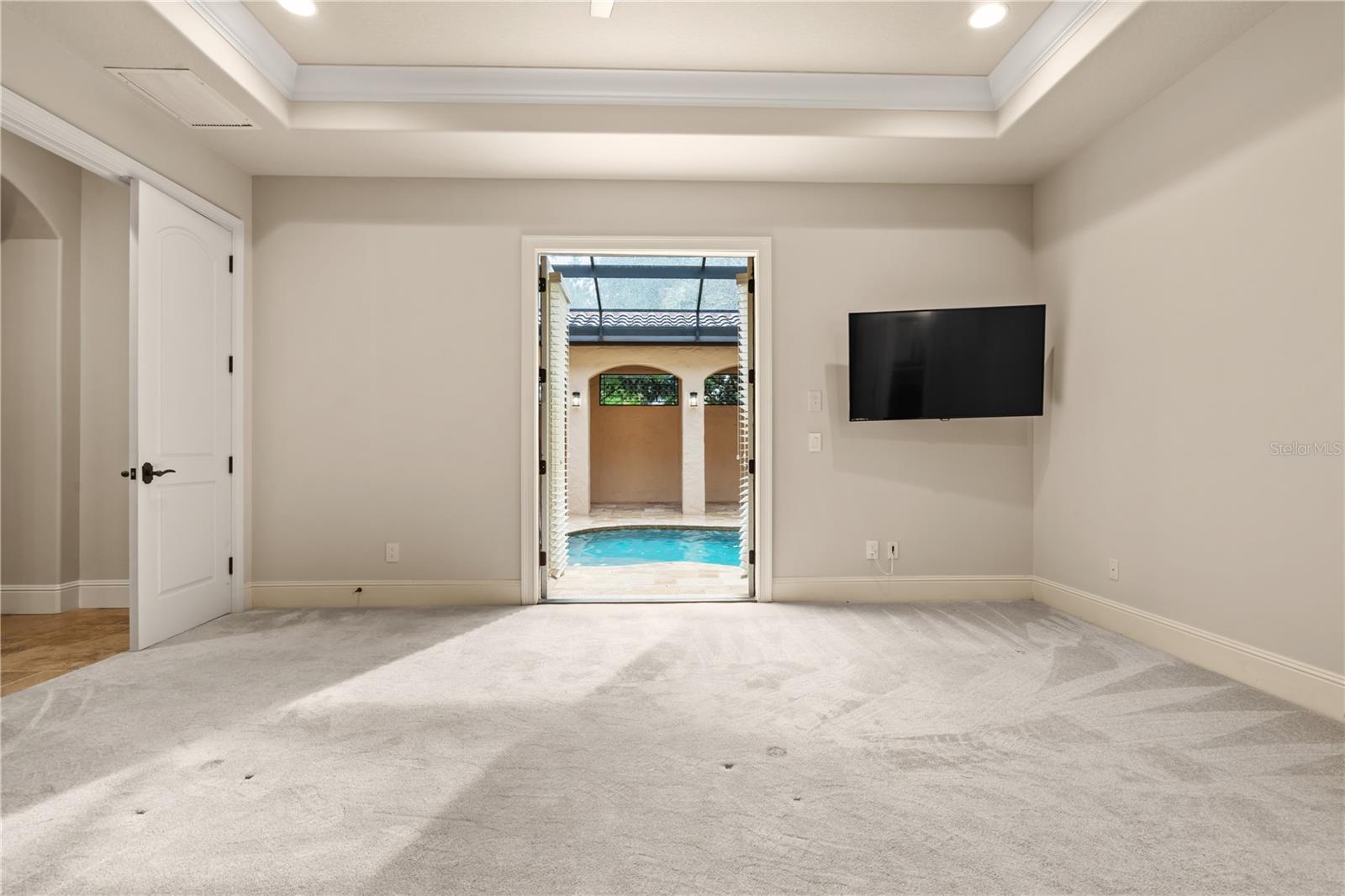 Image 25 of 47 For 9841 Covent Garden Drive