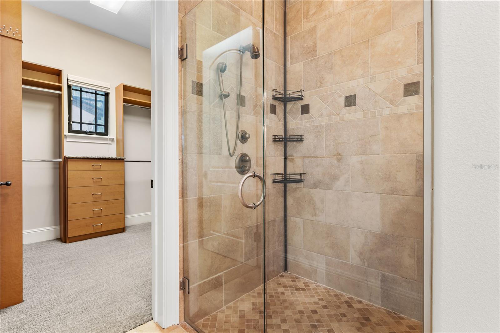 Image 29 of 47 For 9841 Covent Garden Drive