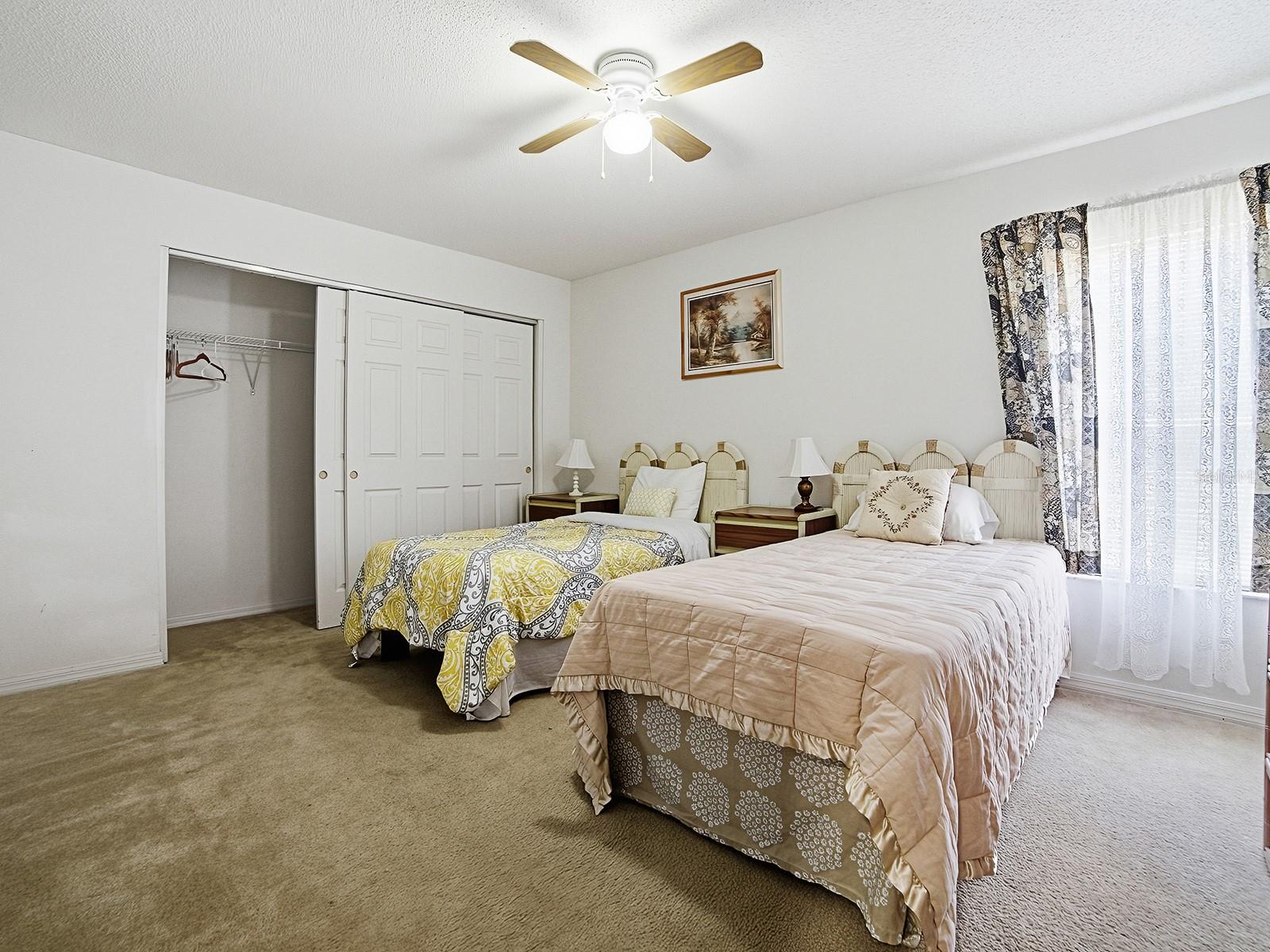 Image 34 of 55 For 4547 Ashtubula Court