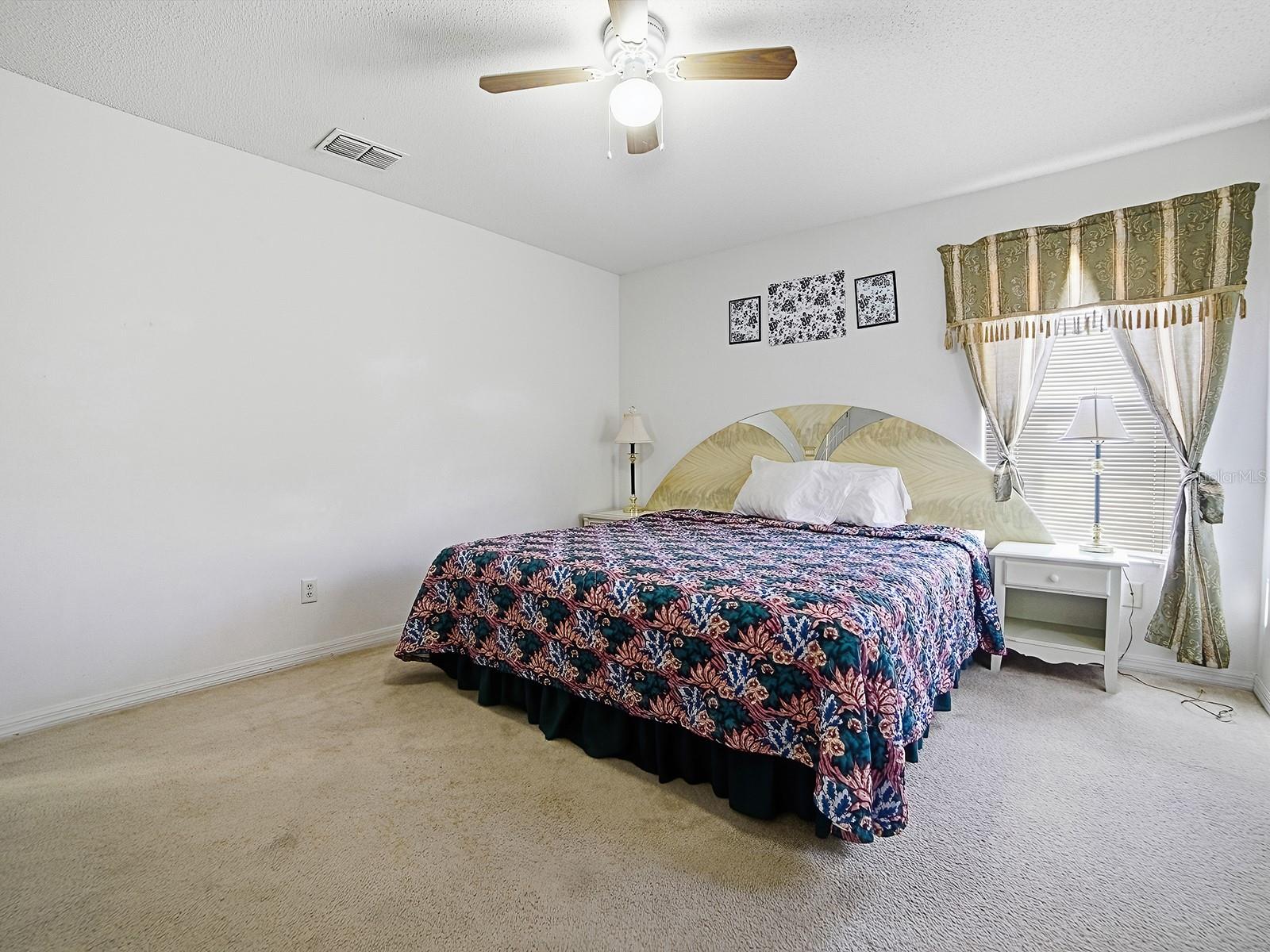 Image 37 of 55 For 4547 Ashtubula Court