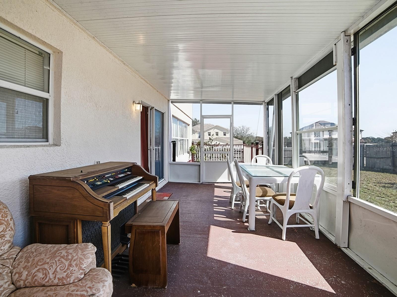 Image 39 of 55 For 4547 Ashtubula Court