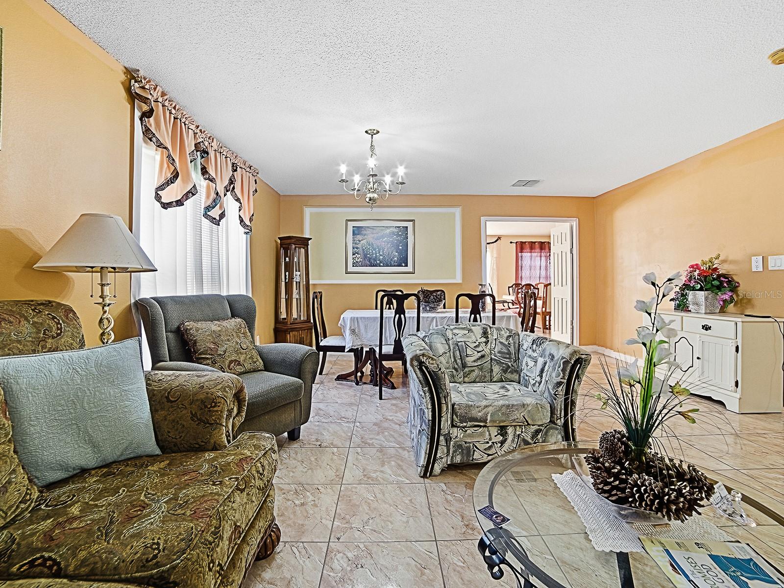 Image 6 of 55 For 4547 Ashtubula Court