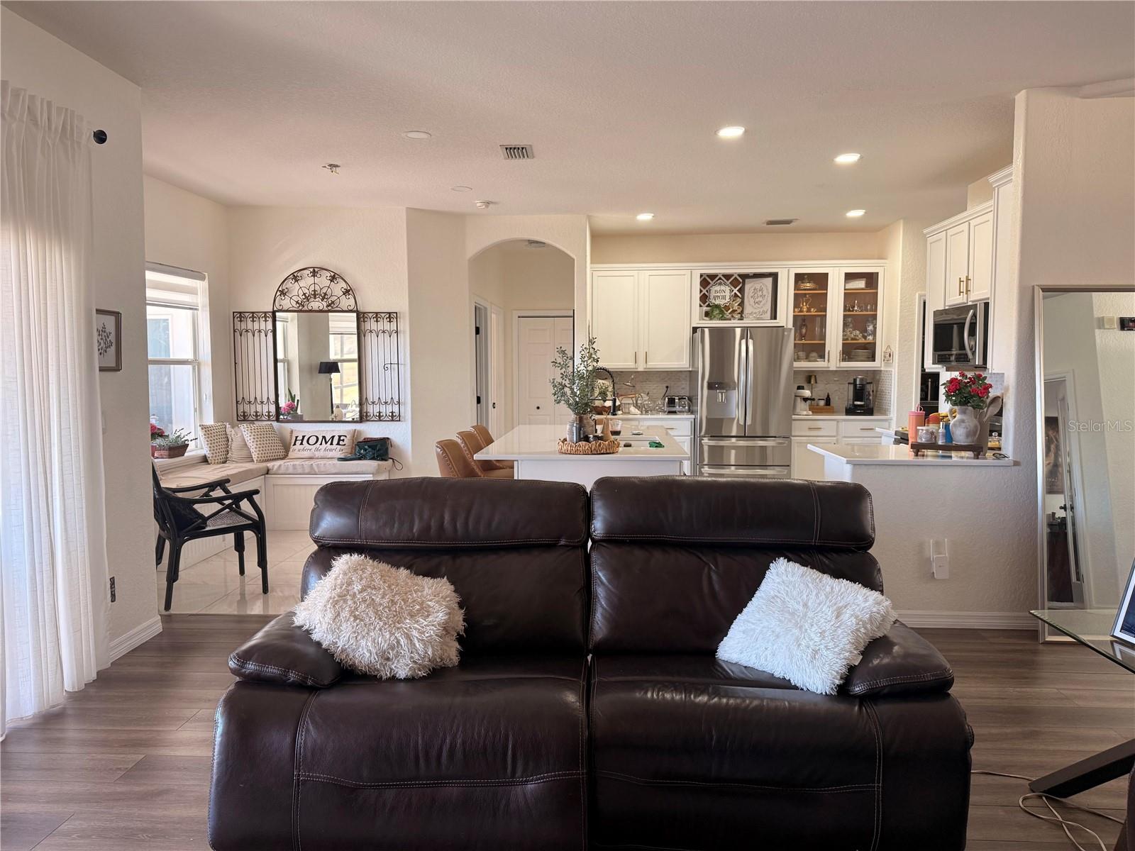 Image 5 of 37 For 16545 Spring Park Drive