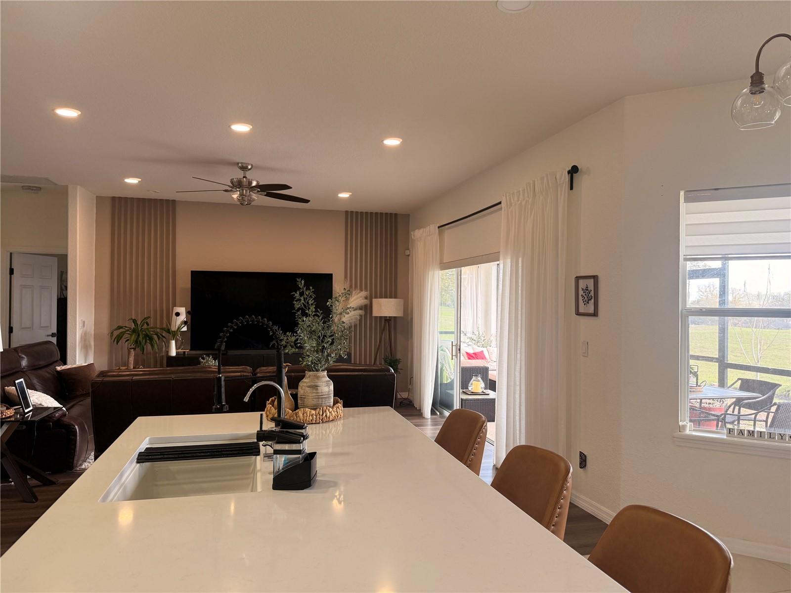 Image 8 of 37 For 16545 Spring Park Drive