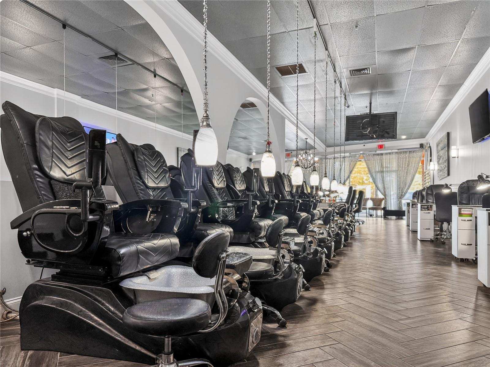 Image 17 of 42 For 2607 Hiawassee Road