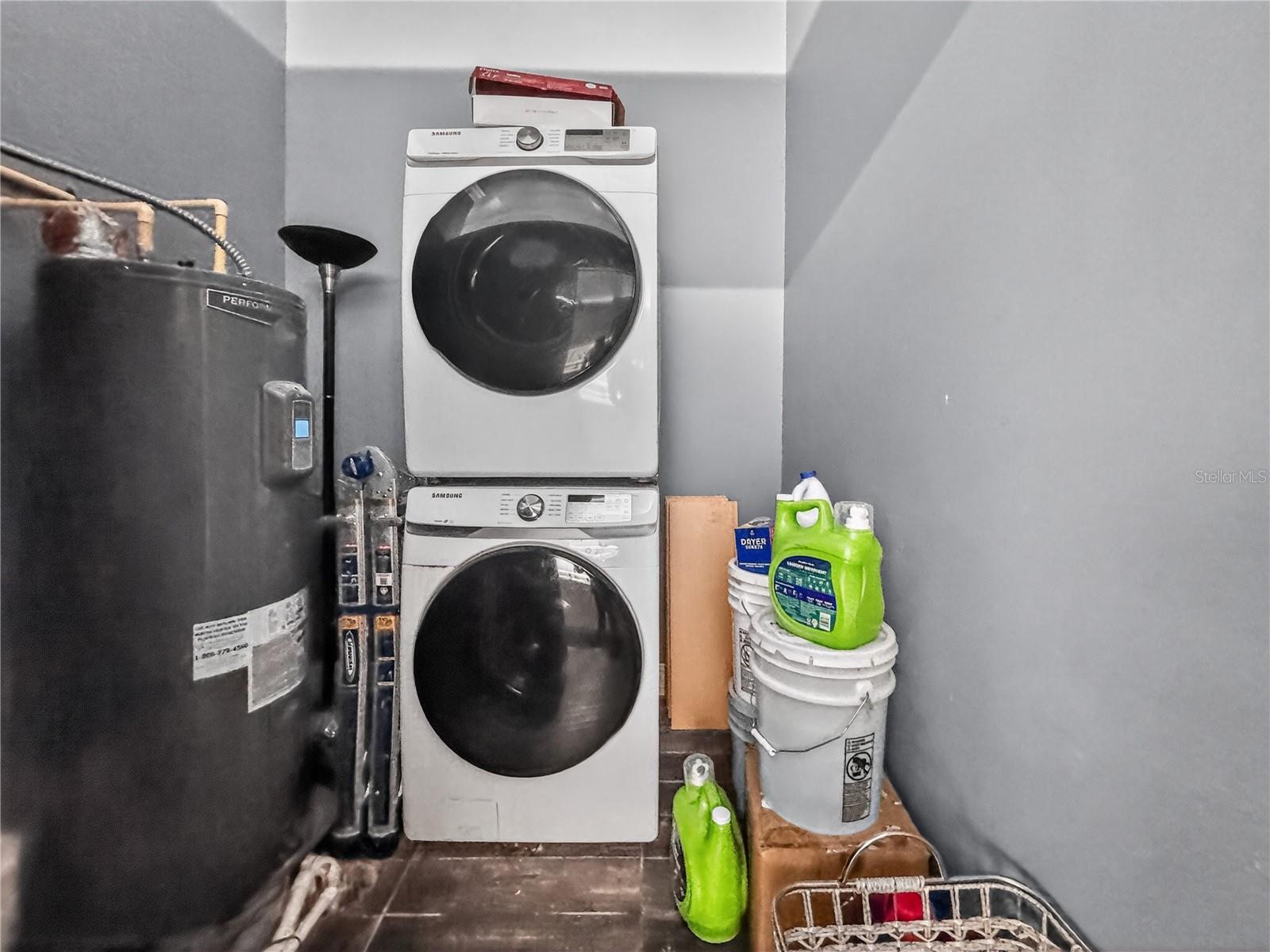 Image 32 of 42 For 2607 Hiawassee Road