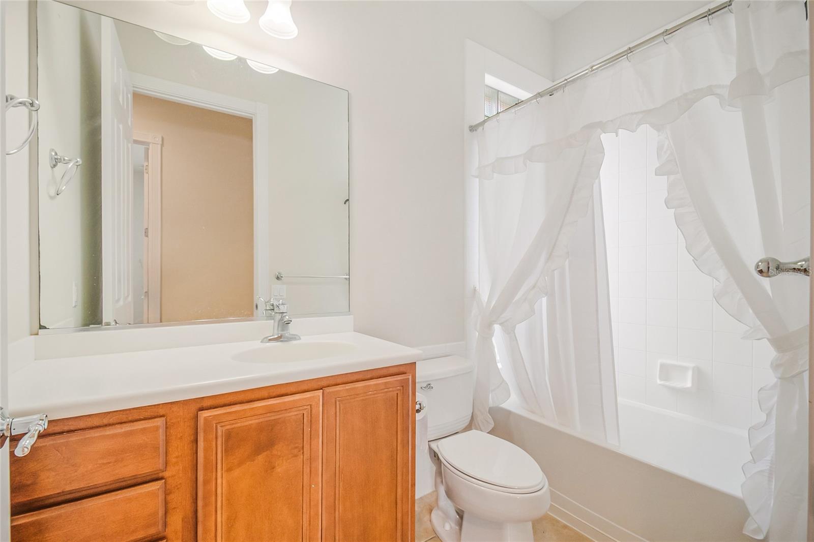 Image 32 of 54 For 12003 Lazio Lane