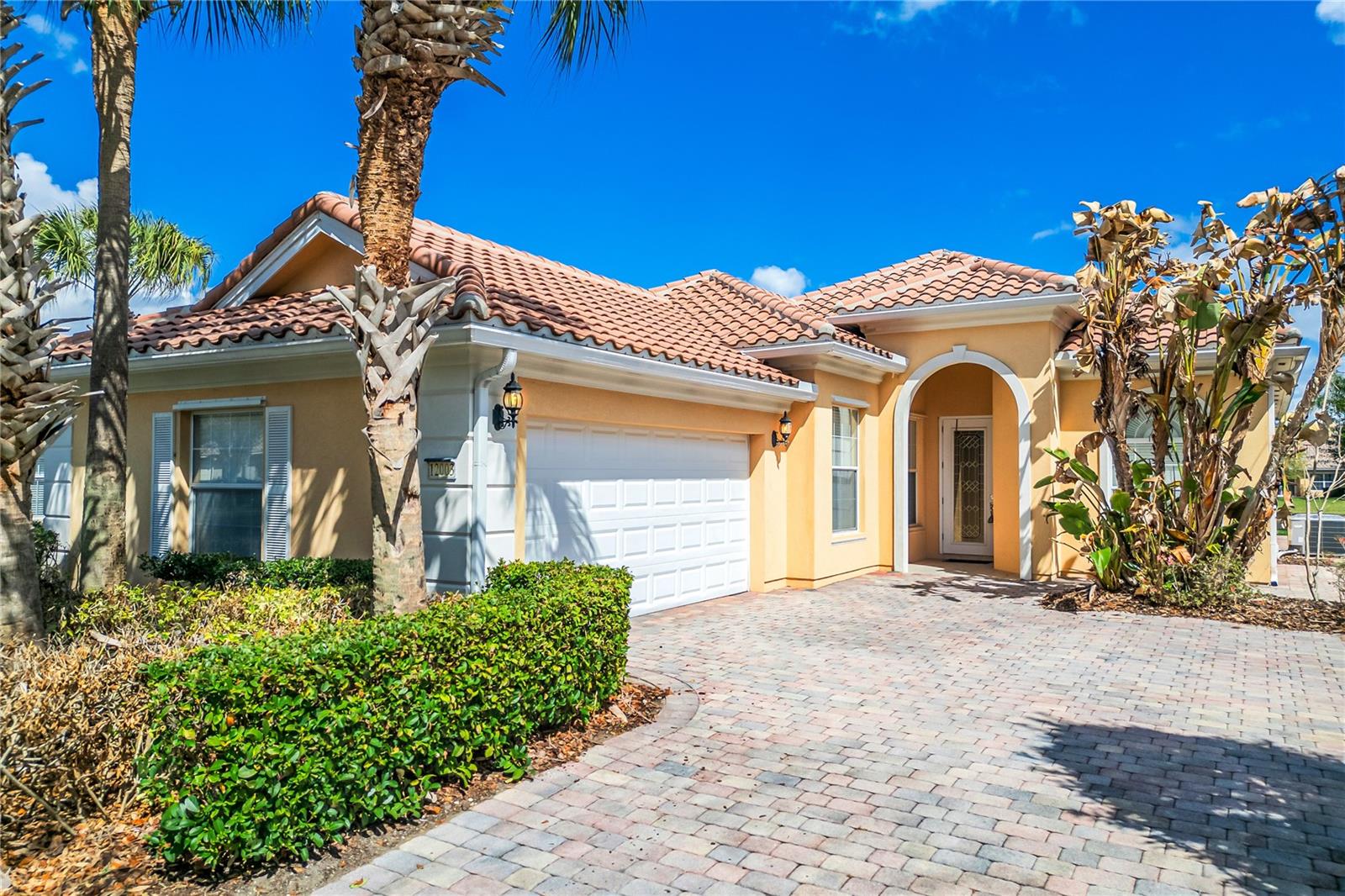 Image 6 of 54 For 12003 Lazio Lane