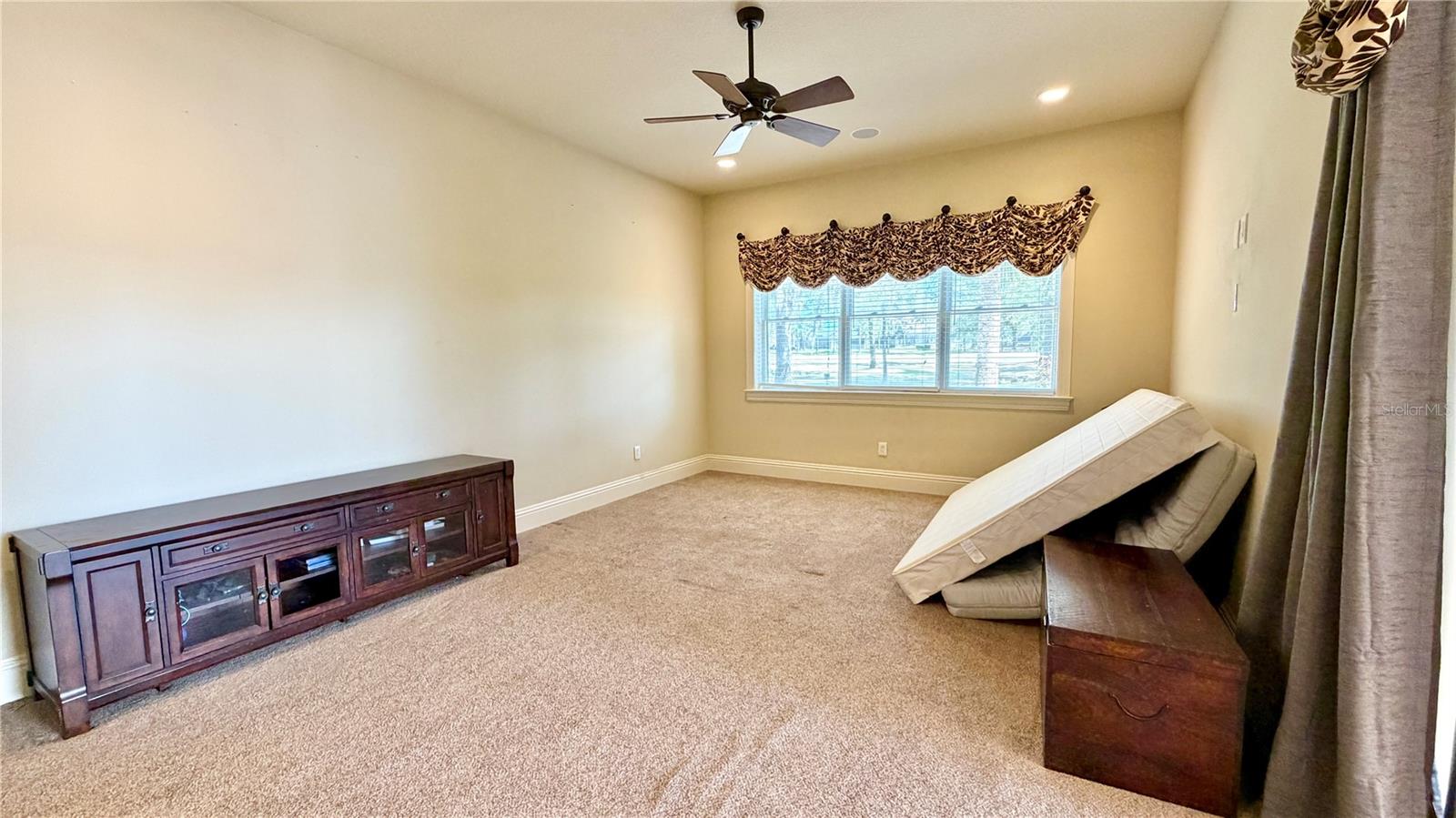 Image 31 of 61 For 6717 179th Avenue Road