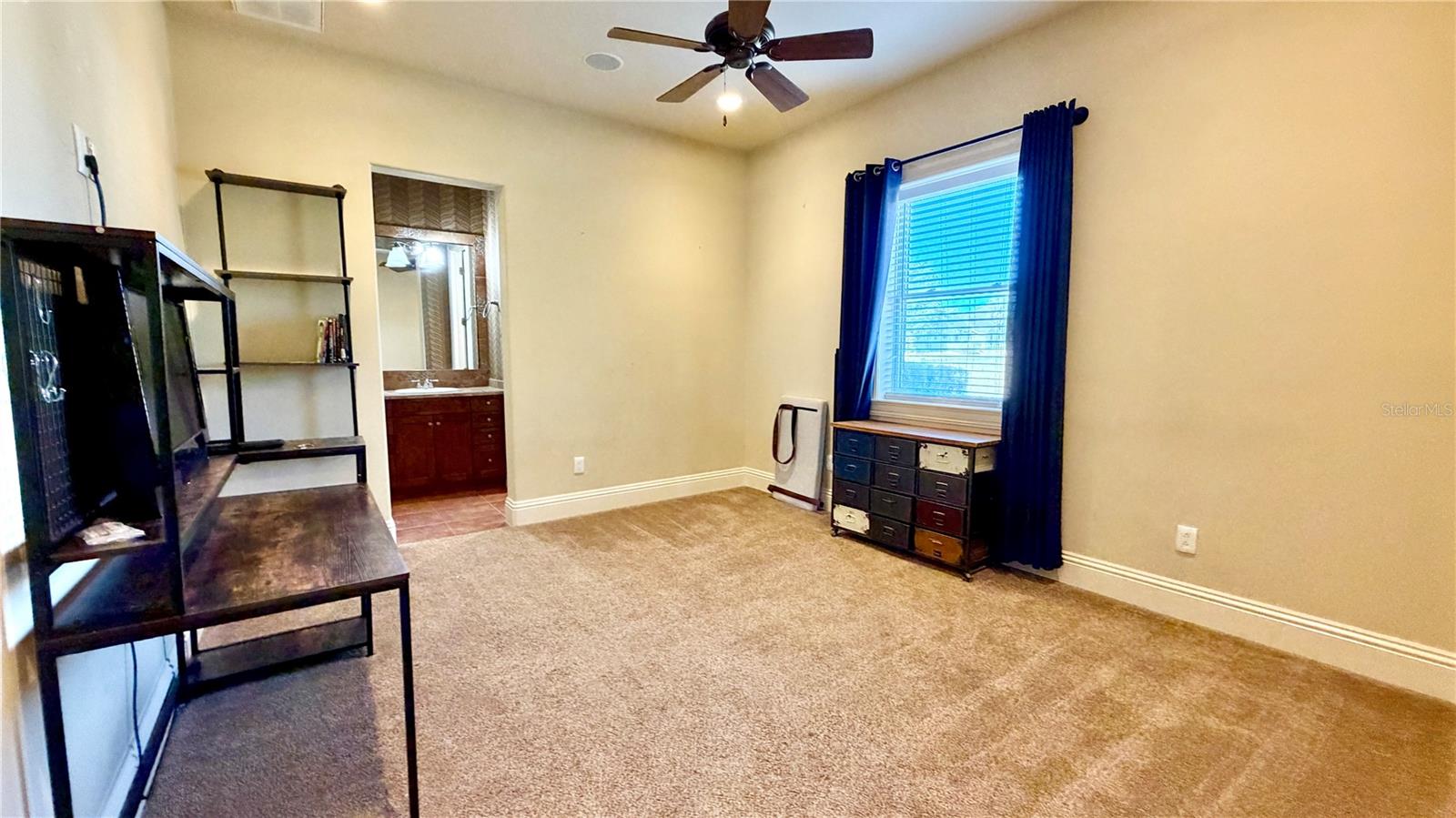 Image 36 of 61 For 6717 179th Avenue Road