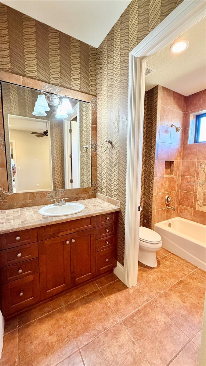 Image 37 of 61 For 6717 179th Avenue Road