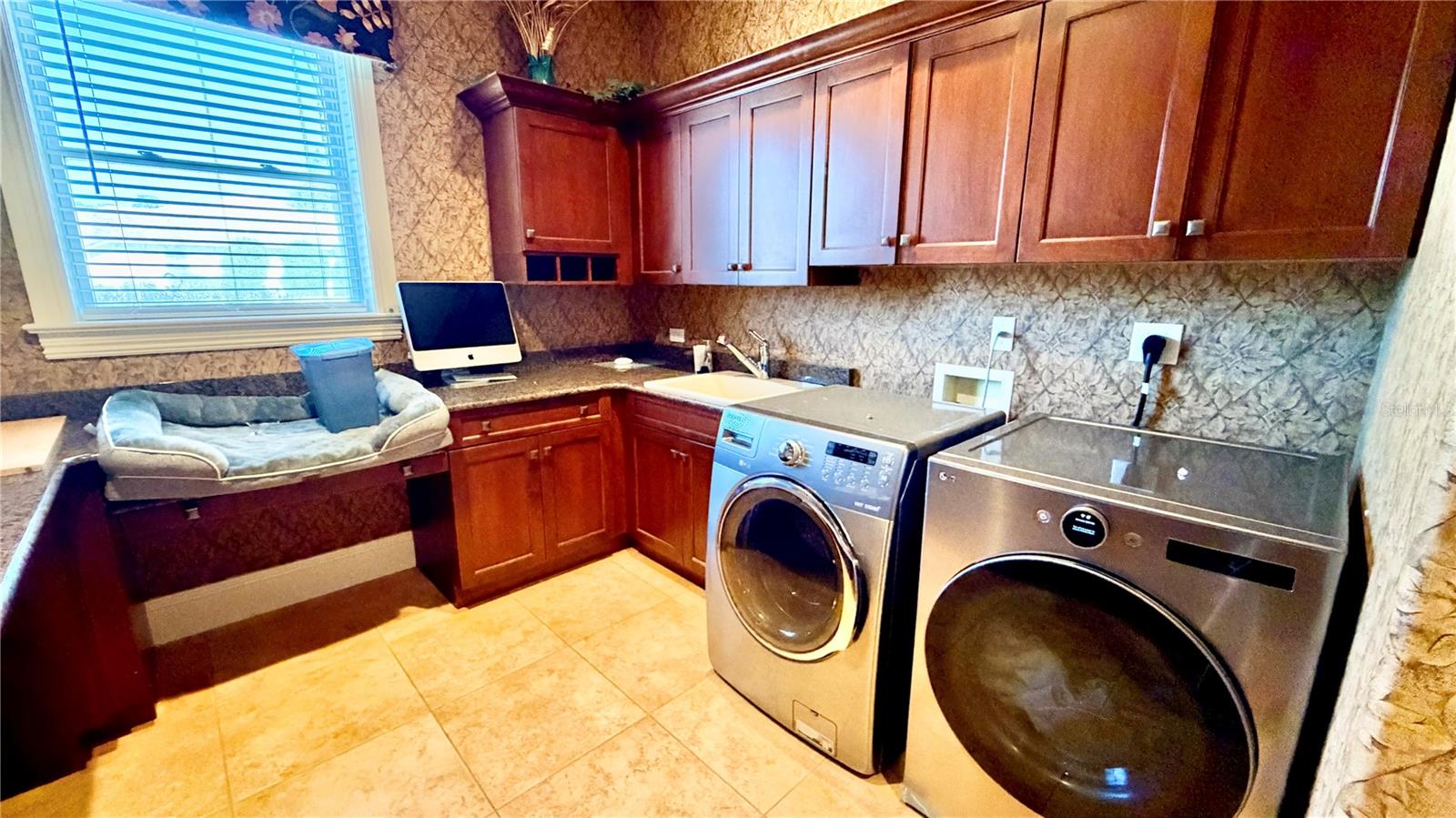 Image 43 of 61 For 6717 179th Avenue Road