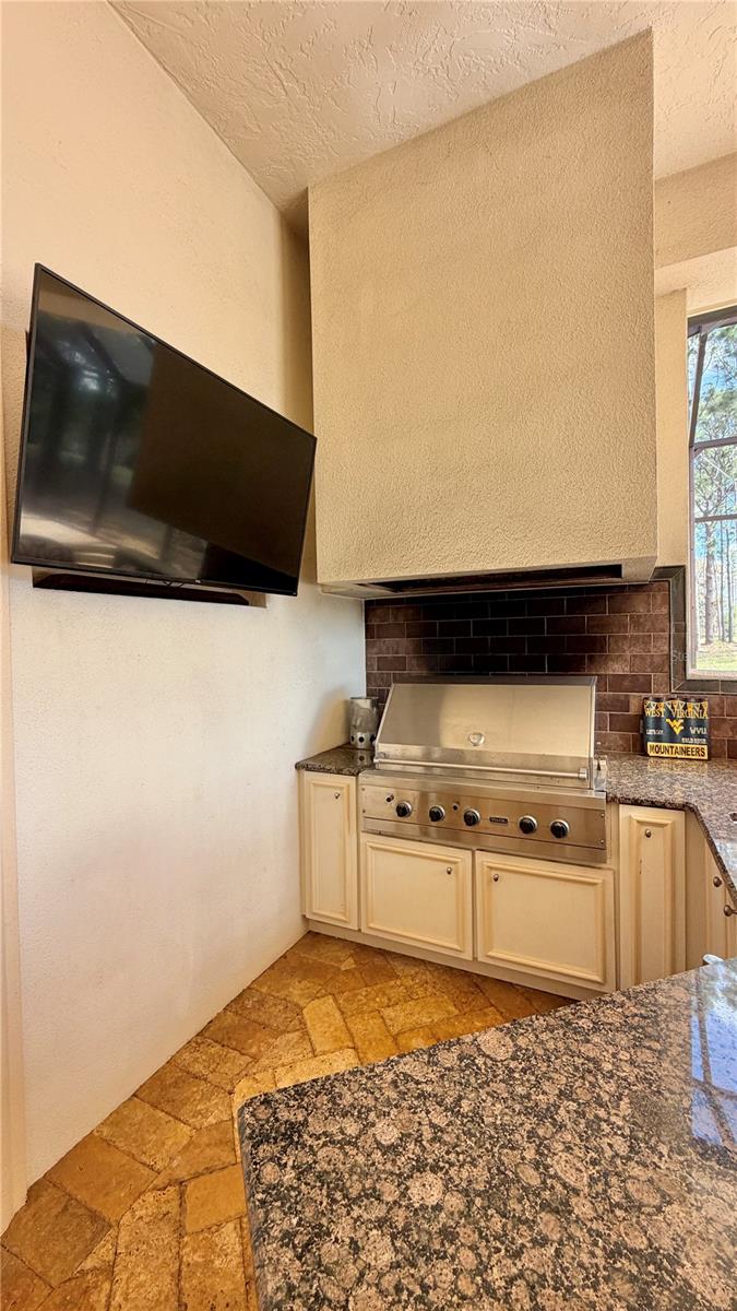 Image 46 of 61 For 6717 179th Avenue Road