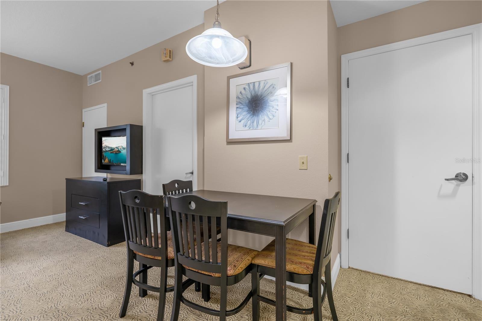 Image 10 of 20 For 7601 Canada Avenue 125