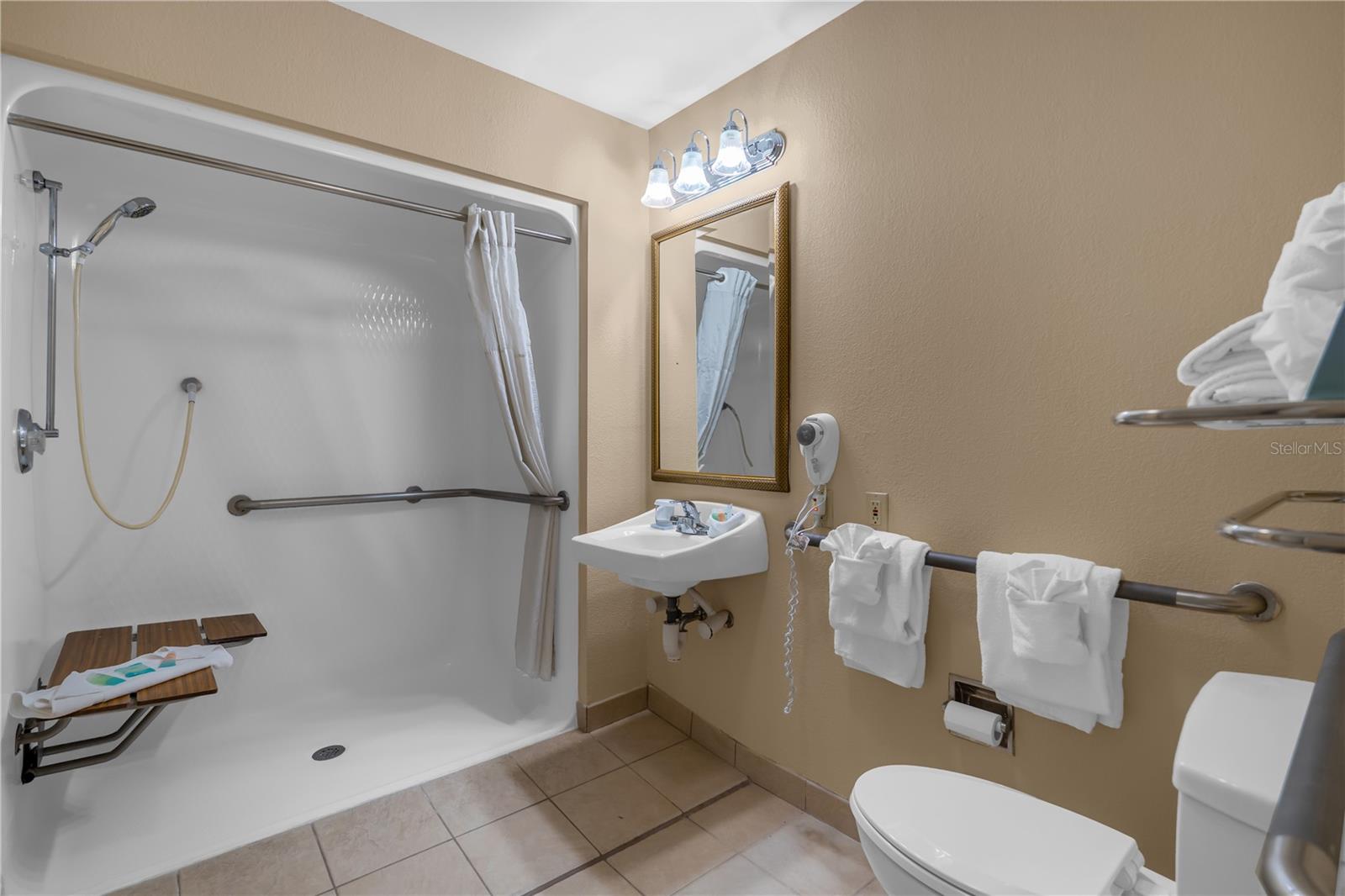 Image 15 of 20 For 7601 Canada Avenue 125