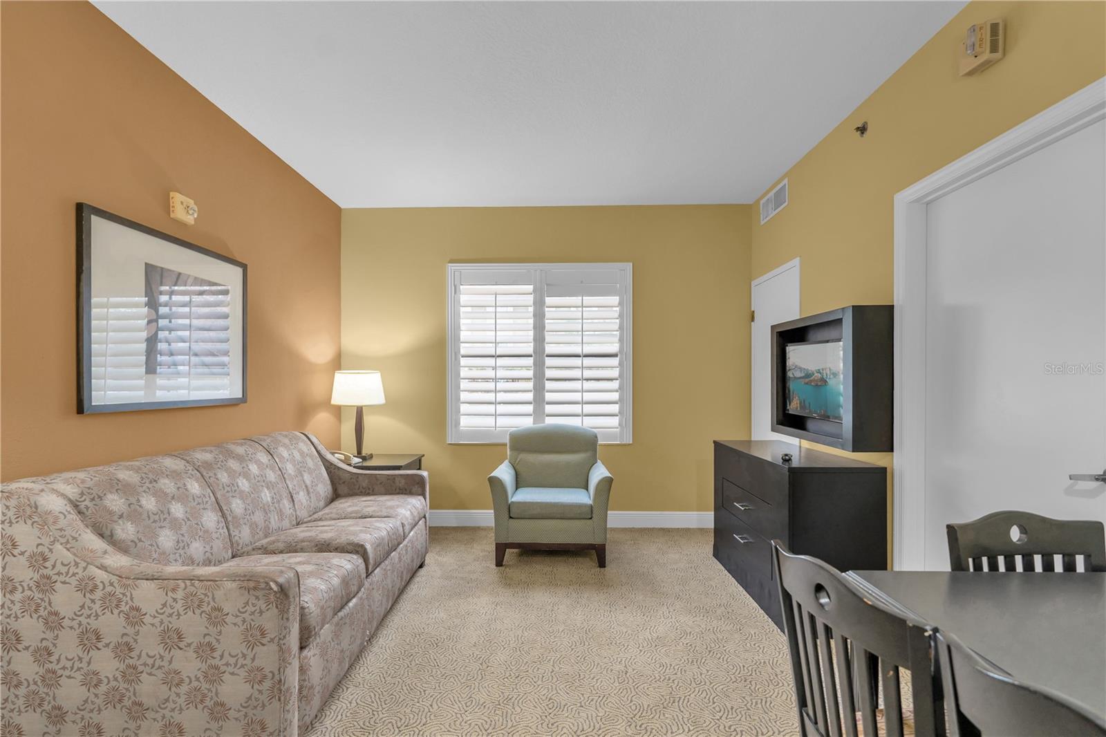 Image 3 of 20 For 7601 Canada Avenue 125