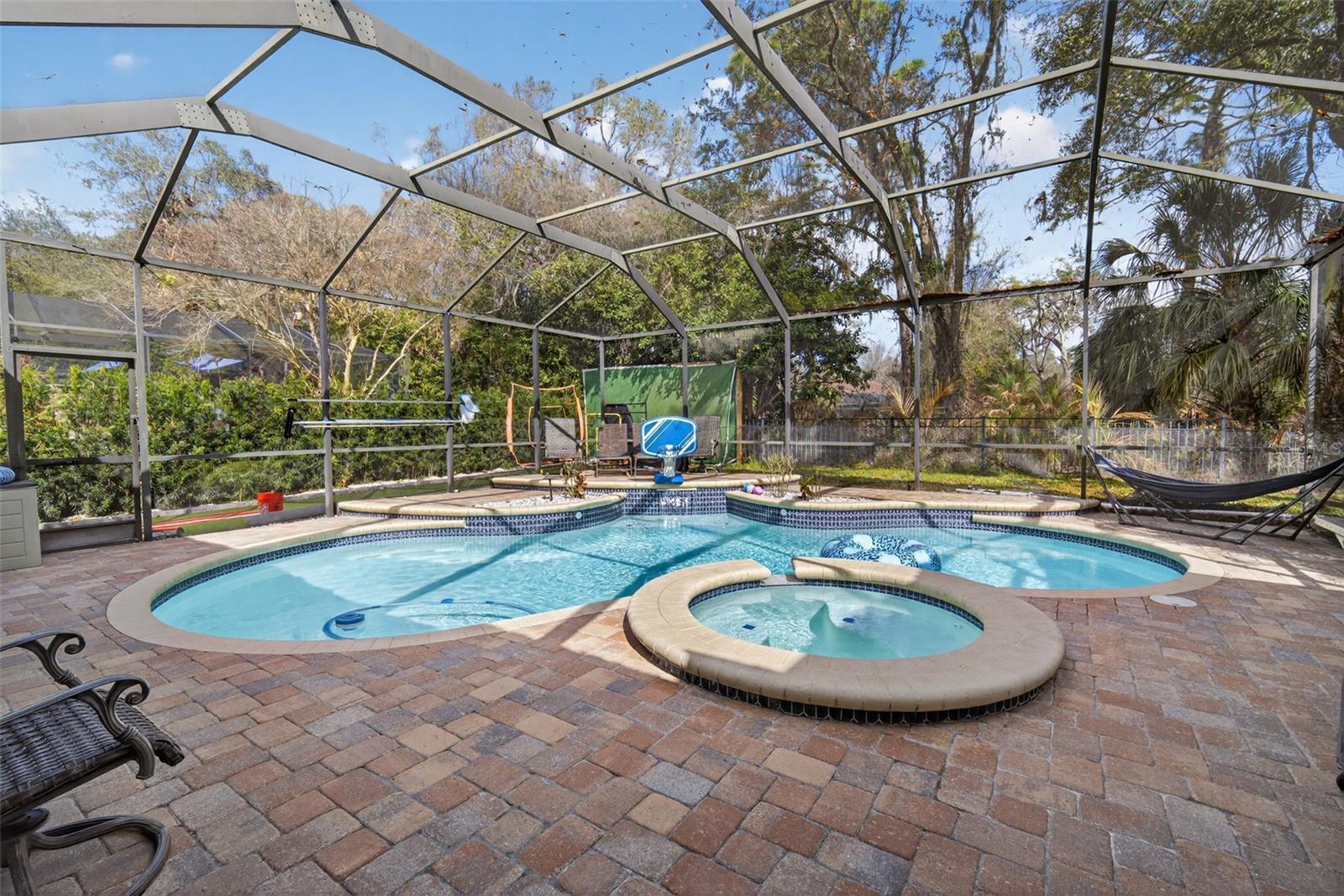 Image 25 of 38 For 15020 Eaglerise Drive