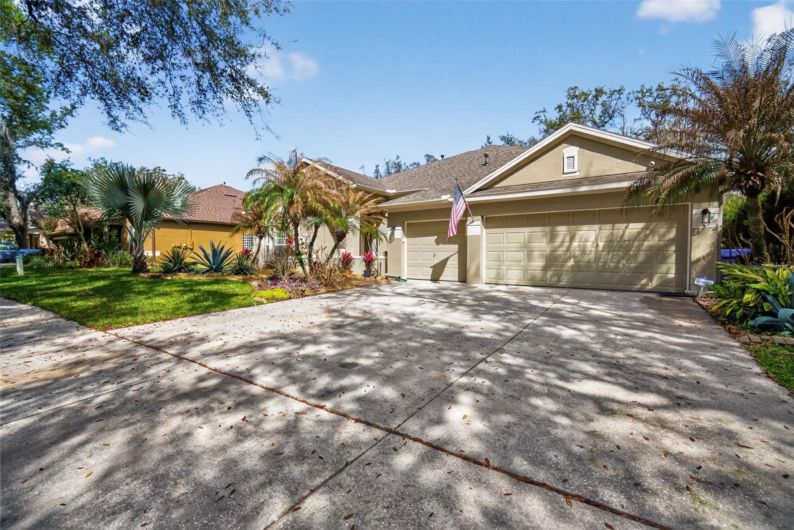 Image 31 of 38 For 15020 Eaglerise Drive