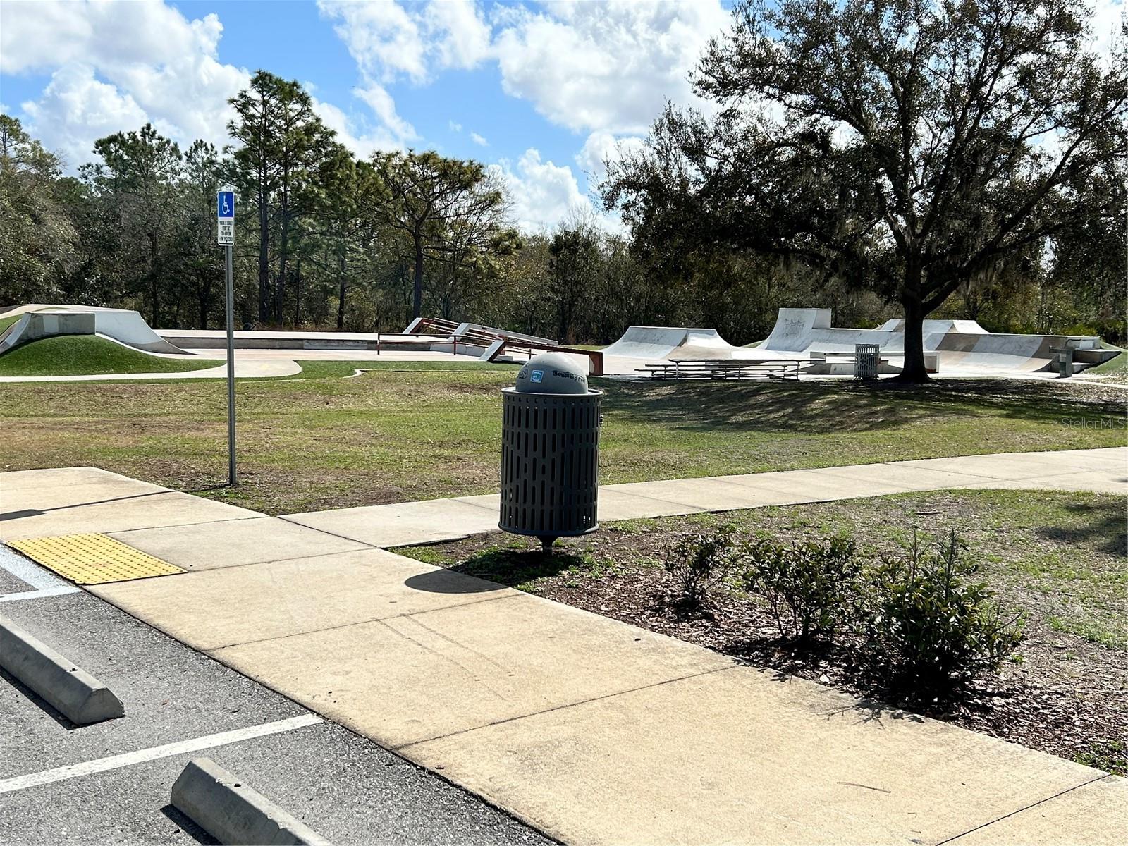 Image 33 of 38 For 15020 Eaglerise Drive