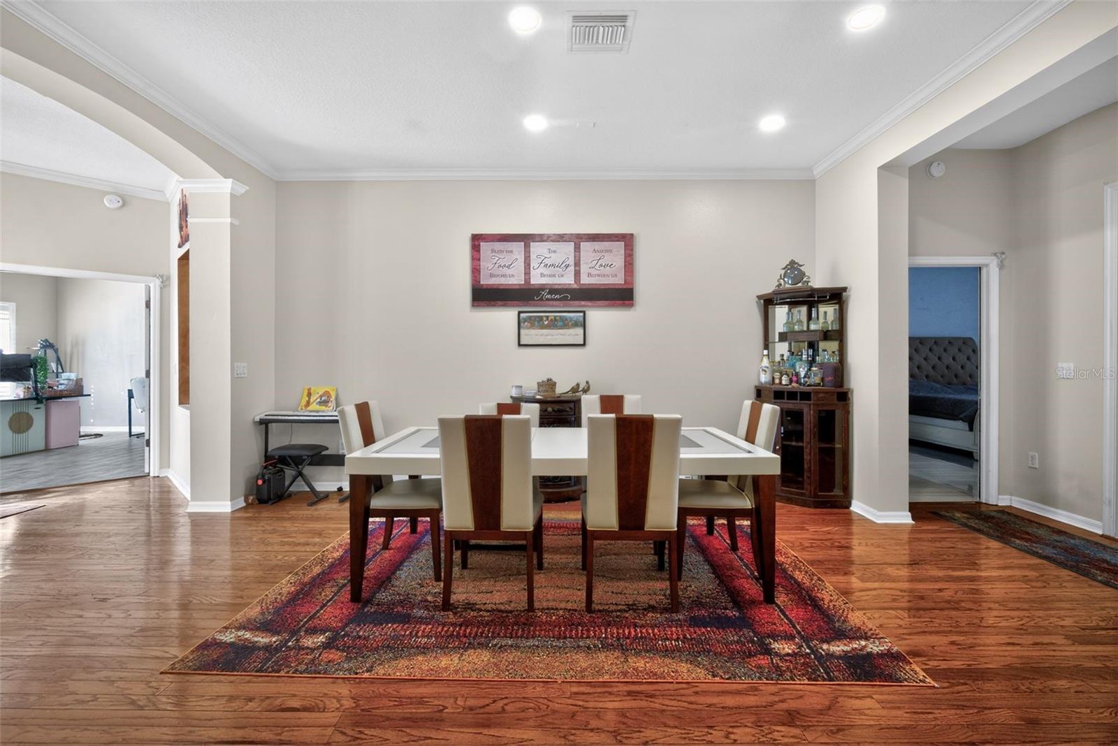 Image 8 of 38 For 15020 Eaglerise Drive