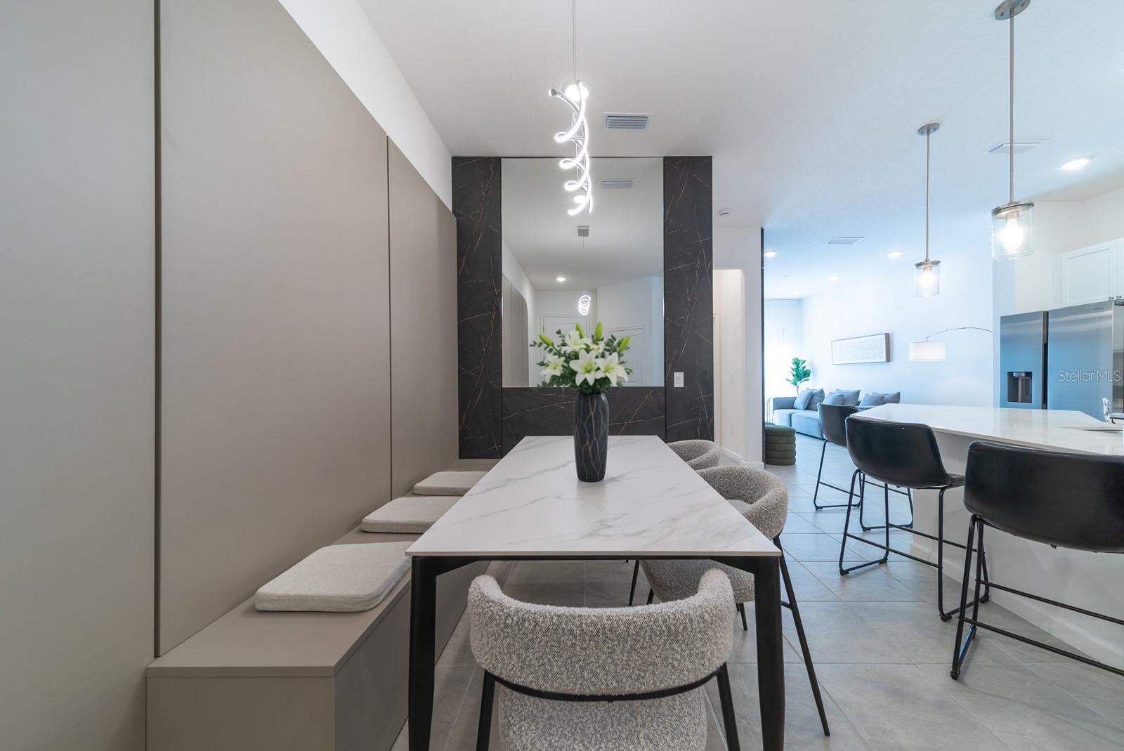 Image 4 of 90 For 10364 Ebb Tide Lane