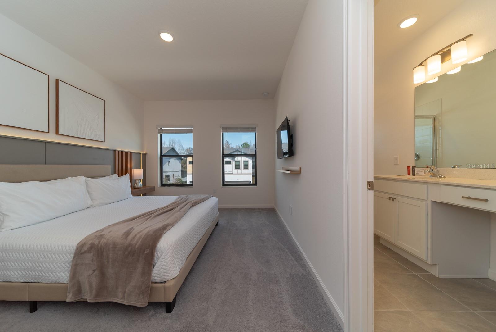 Image 53 of 90 For 10364 Ebb Tide Lane