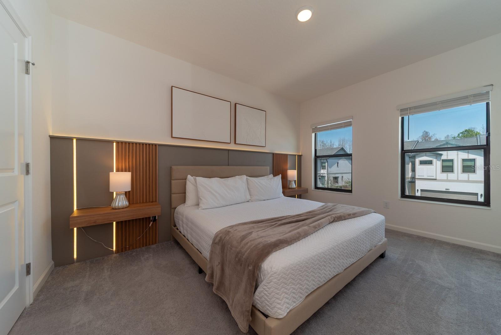 Image 54 of 90 For 10364 Ebb Tide Lane