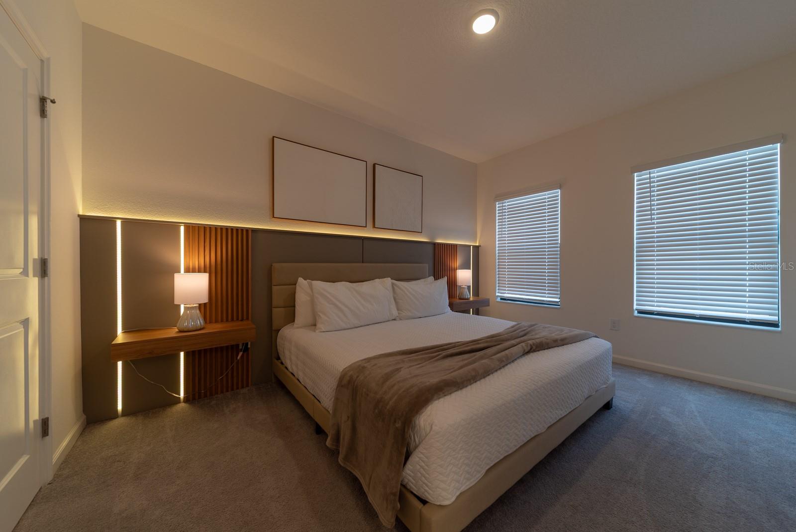 Image 55 of 90 For 10364 Ebb Tide Lane