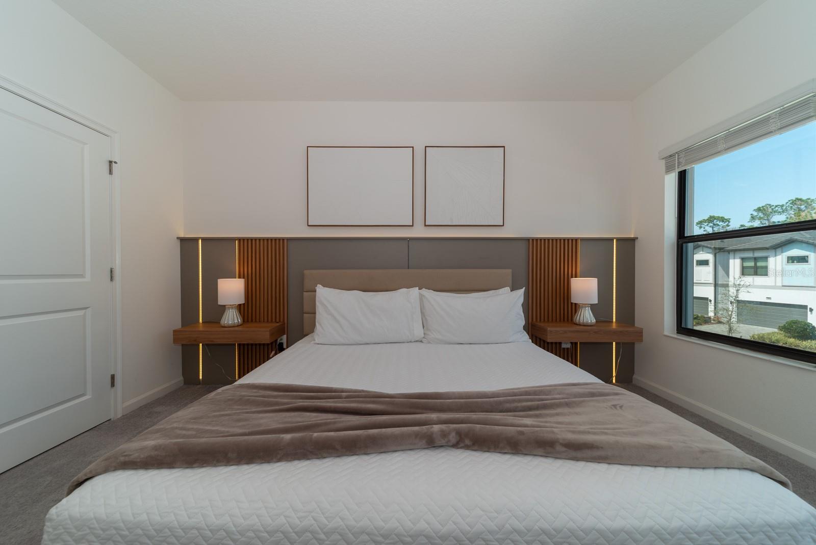 Image 56 of 90 For 10364 Ebb Tide Lane