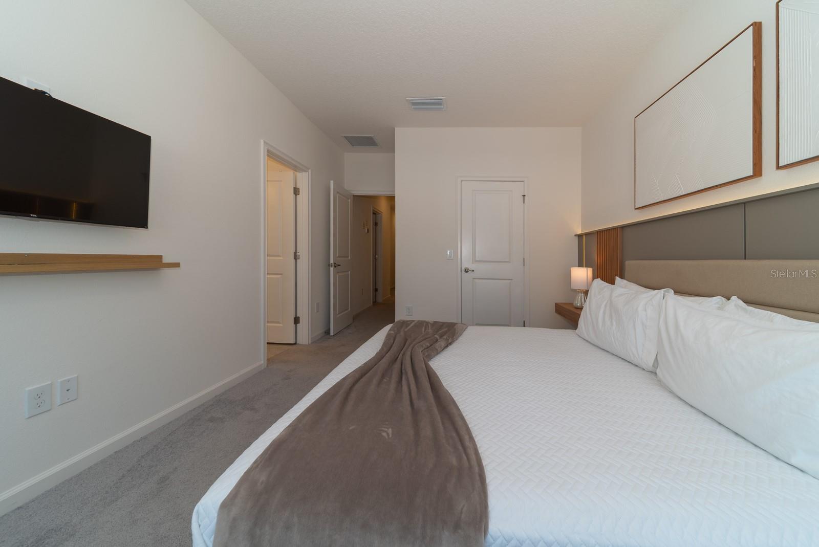 Image 59 of 90 For 10364 Ebb Tide Lane