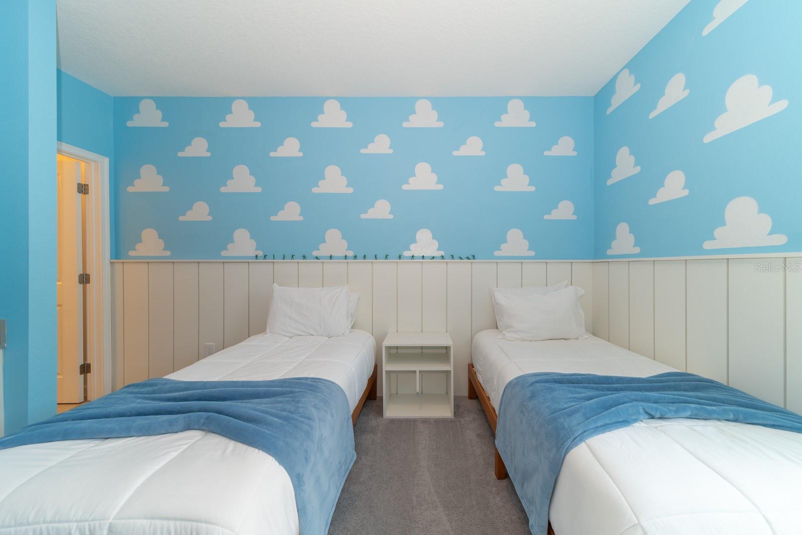 Image 70 of 90 For 10364 Ebb Tide Lane