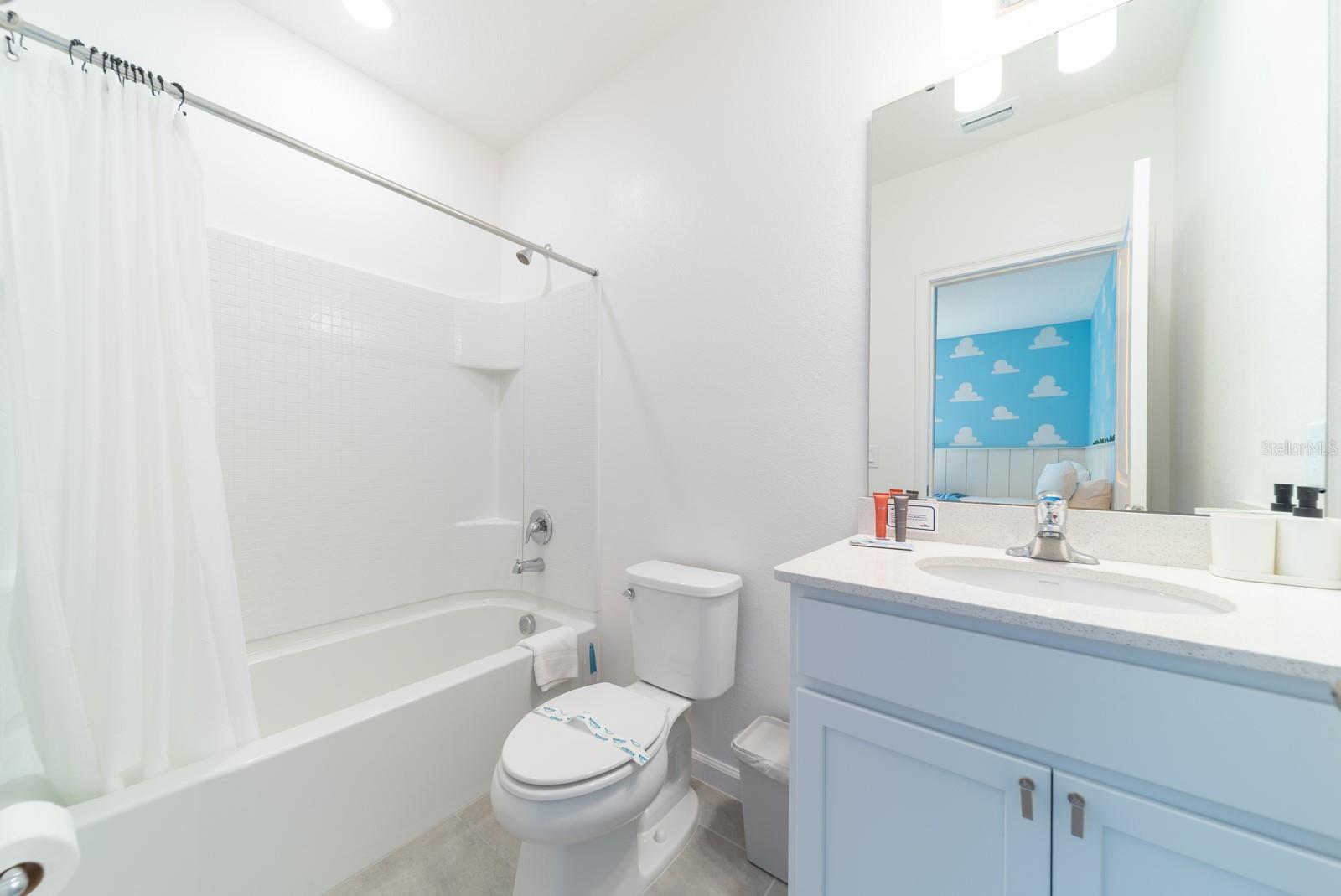 Image 76 of 90 For 10364 Ebb Tide Lane