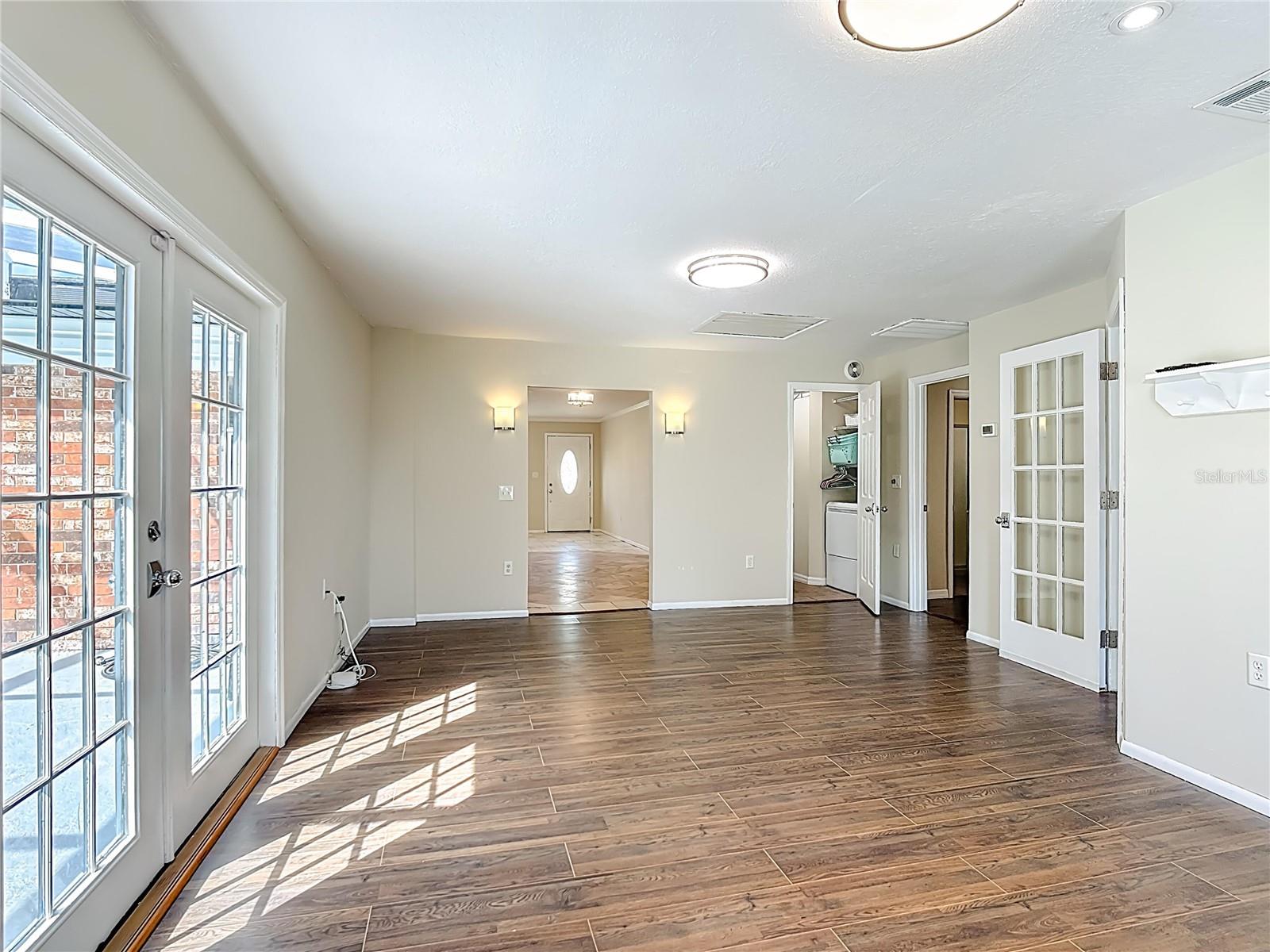 Image 20 of 67 For 2720 Handley Boulevard