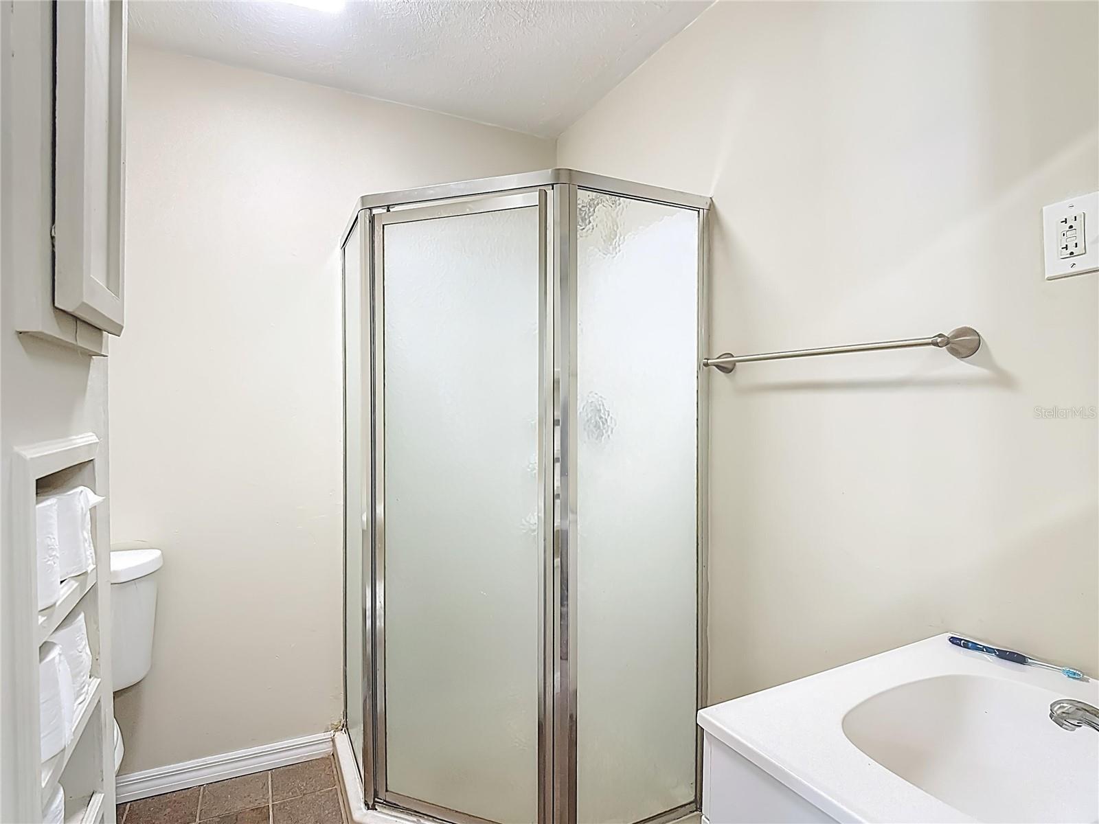 Image 27 of 67 For 2720 Handley Boulevard