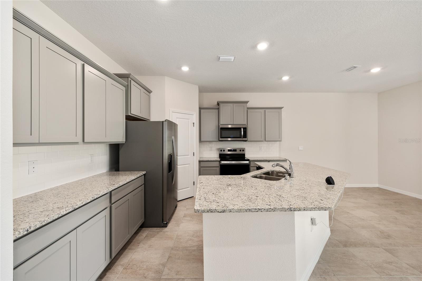 Image 11 of 41 For 5253 43rd Lane Nw