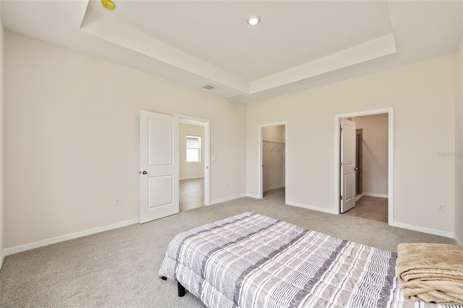 Image 13 of 41 For 5253 43rd Lane Nw