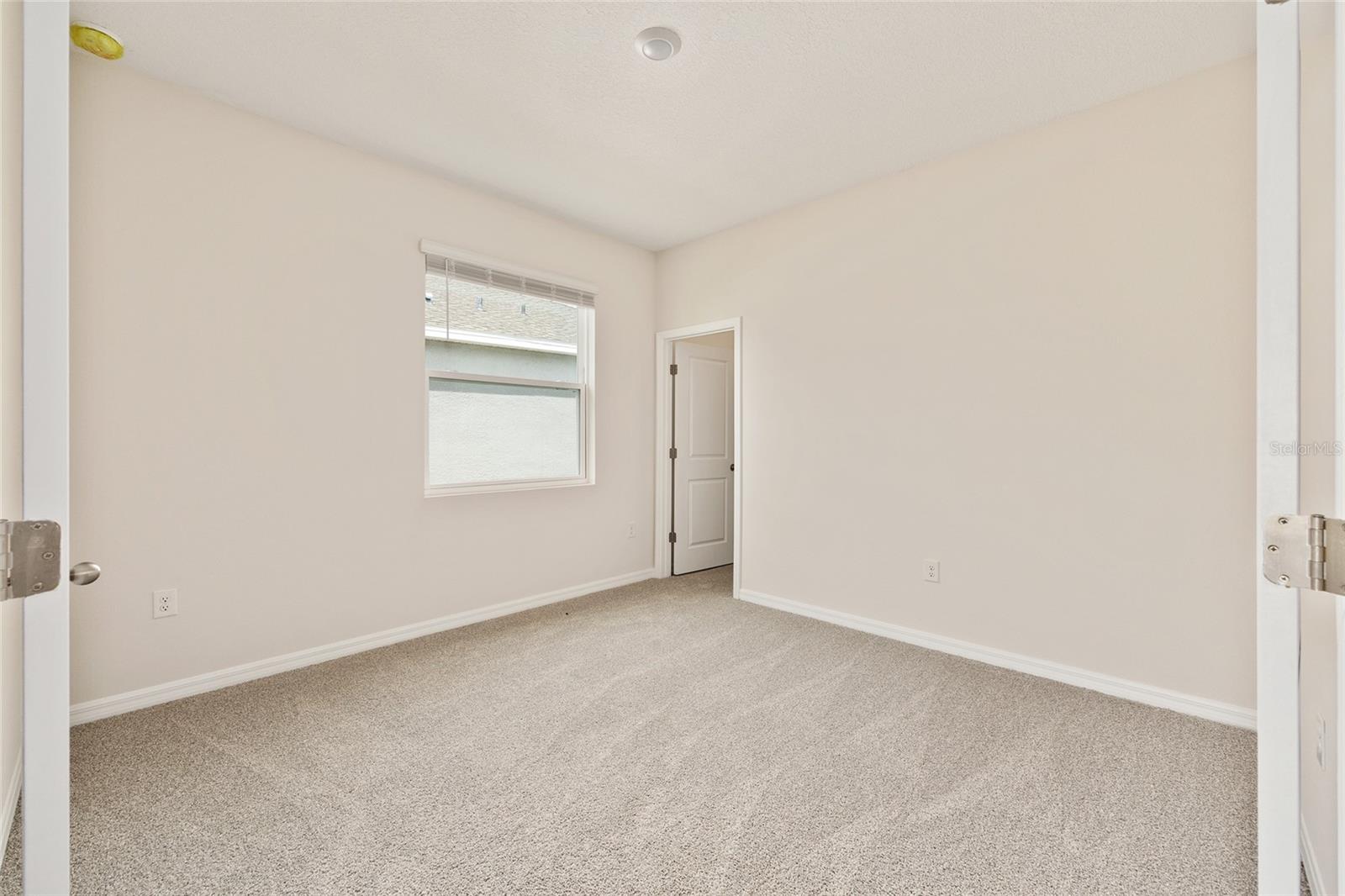 Image 21 of 41 For 5253 43rd Lane Nw